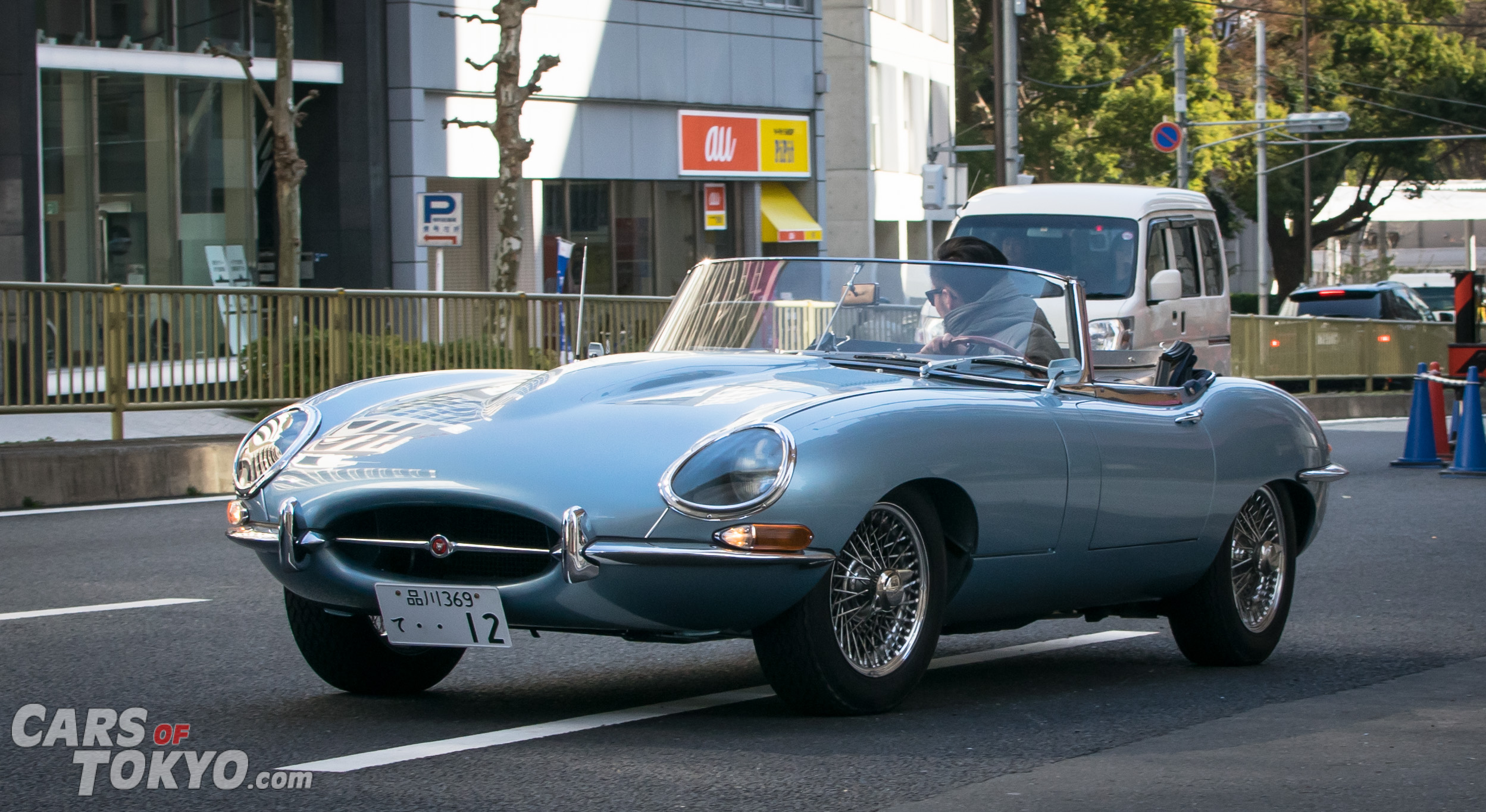Cars of Tokyo Classic Jaguar E-Type