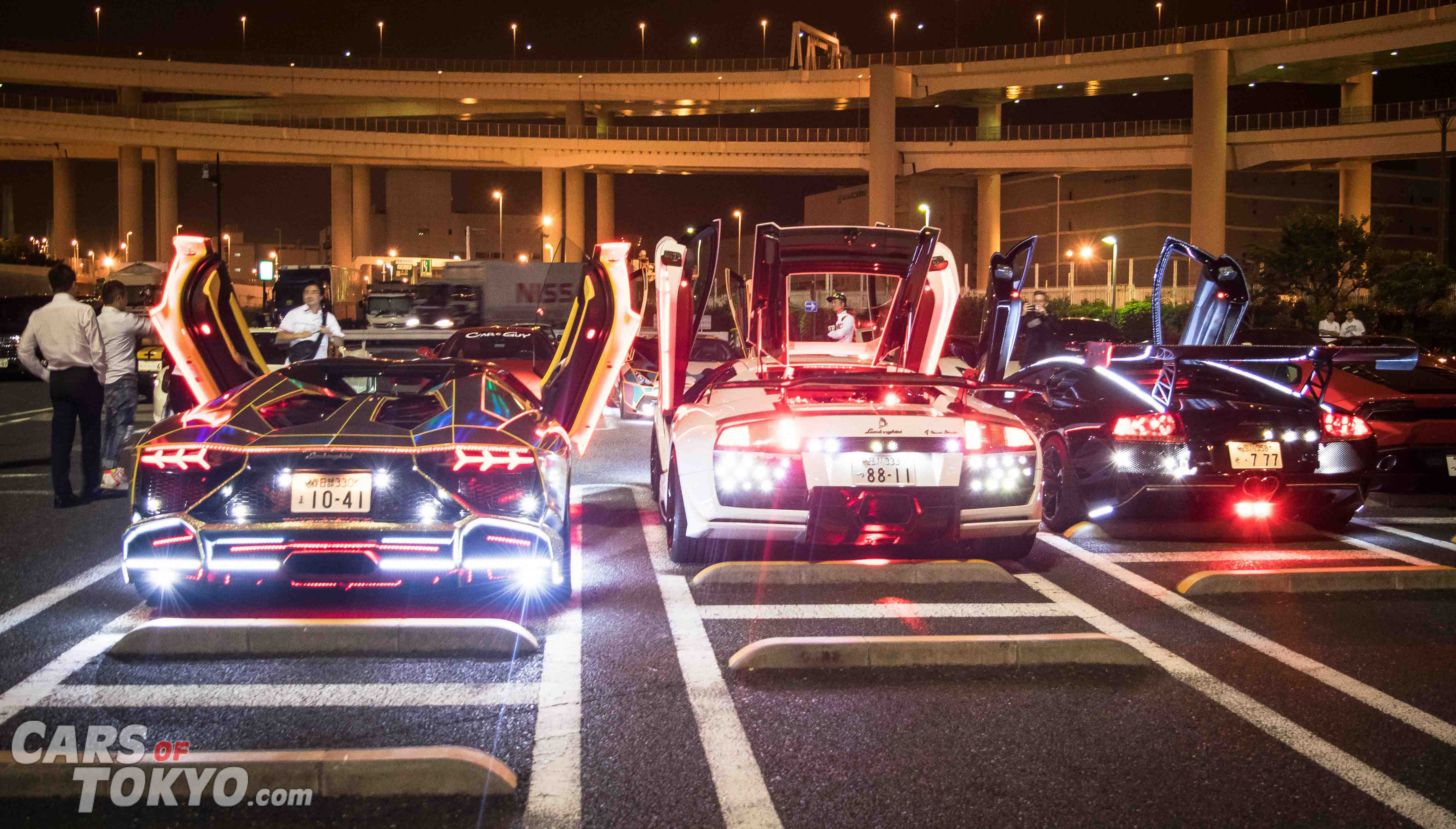 cars-of-tokyo-crazy-lambos-lamborghini-lights