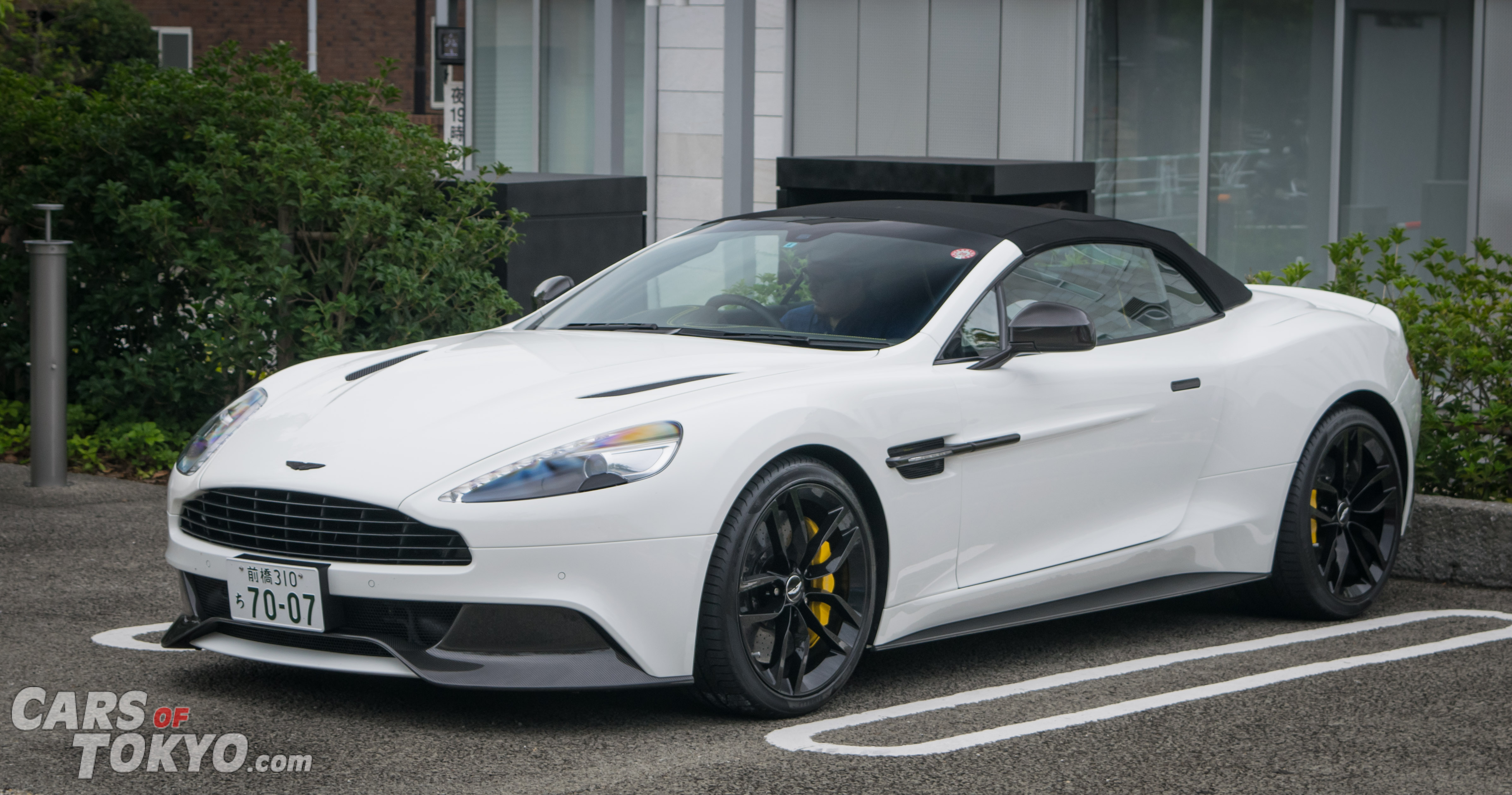 Cars of Tokyo Daikanyama Aston Martin Vanquish