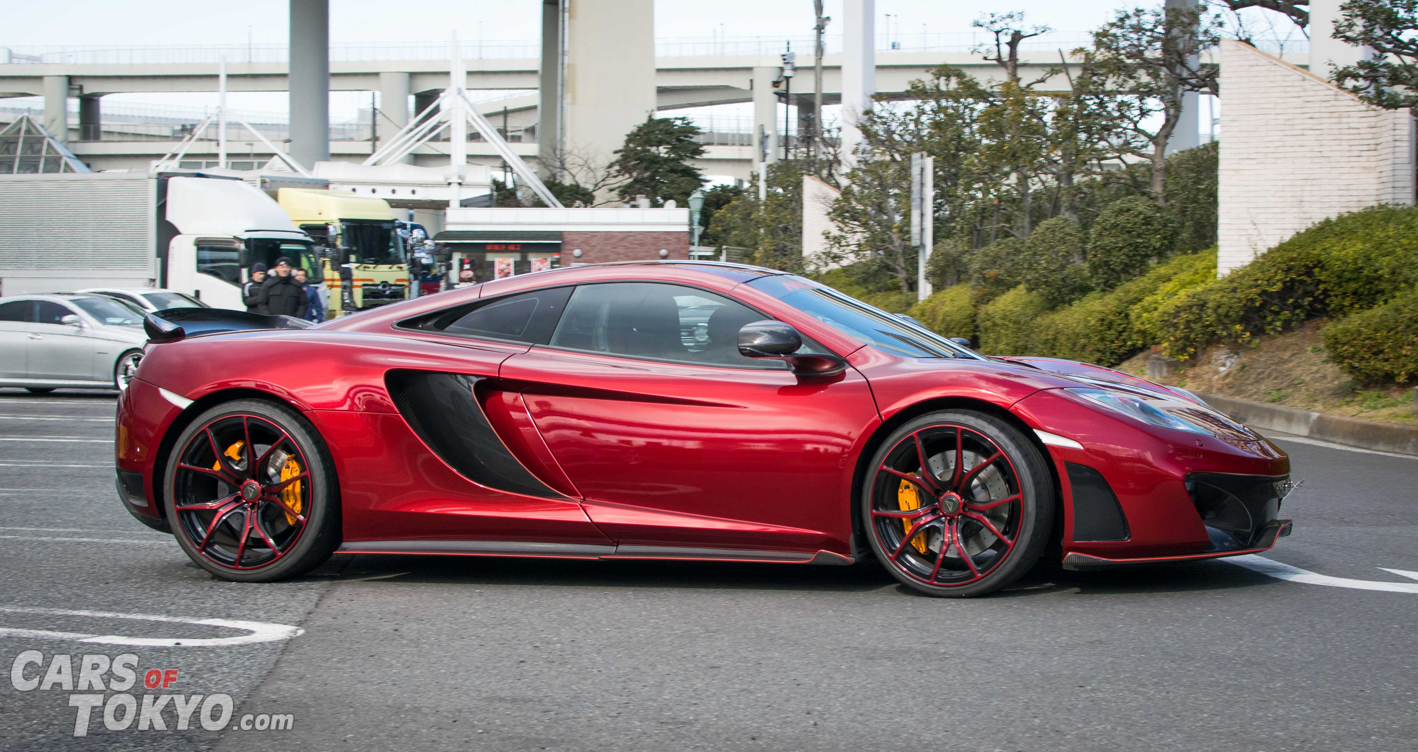 cars-of-tokyo-daikoku-mclaren-12c-vorsteiner