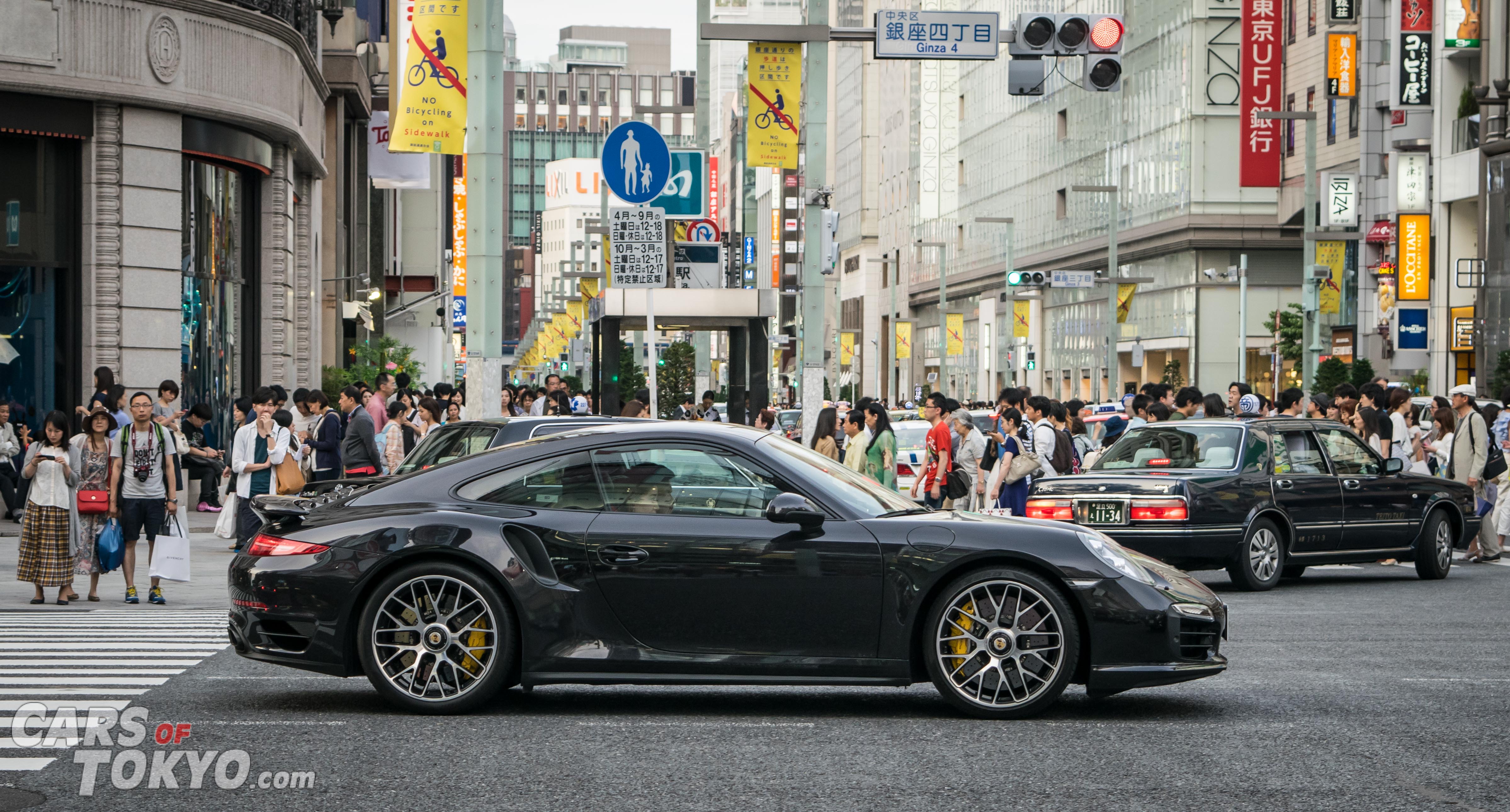 Cars of Tokyo Ginza Porsche 911 Turbo S