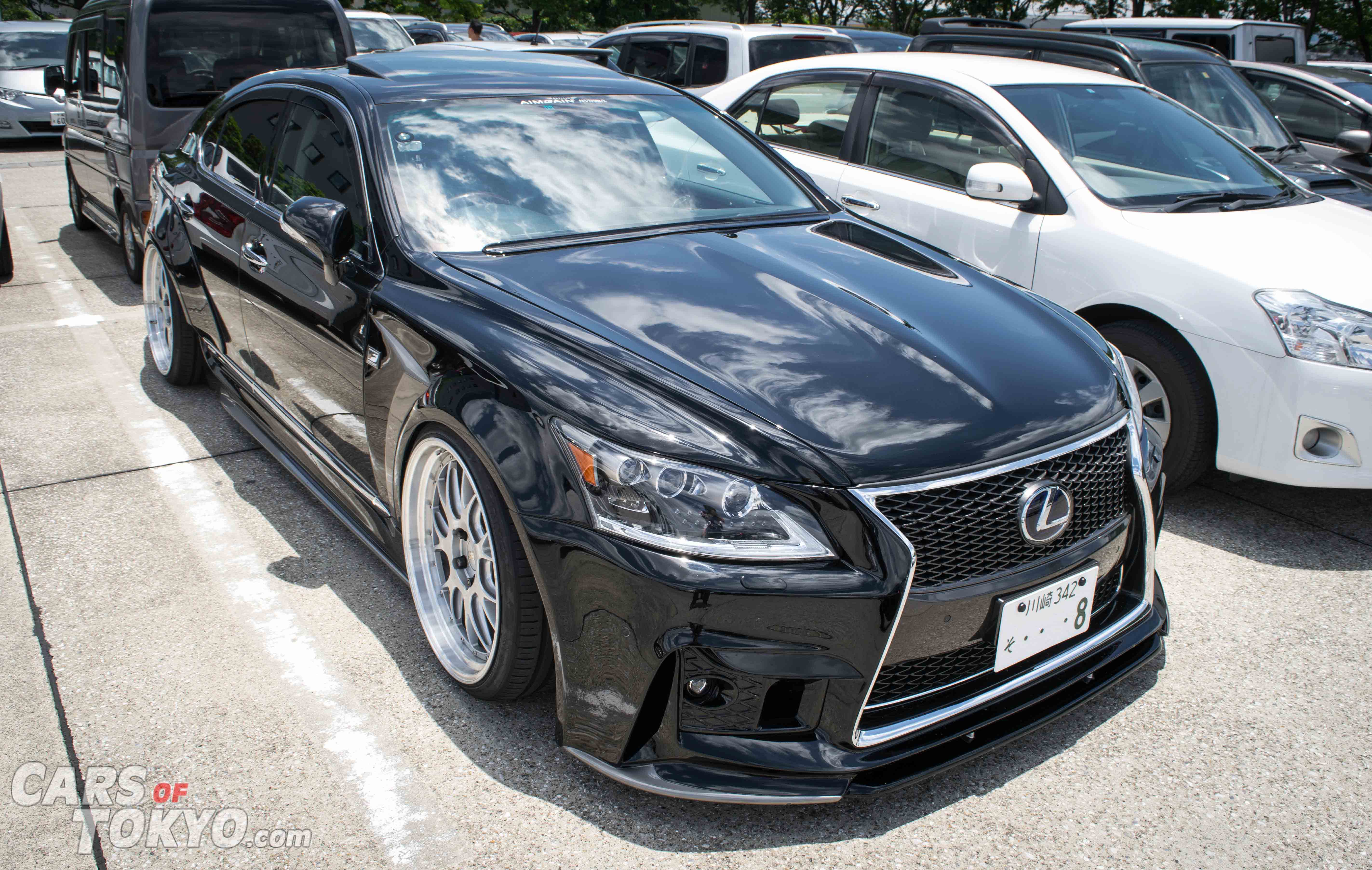 Cars of Tokyo Lexus LS600h