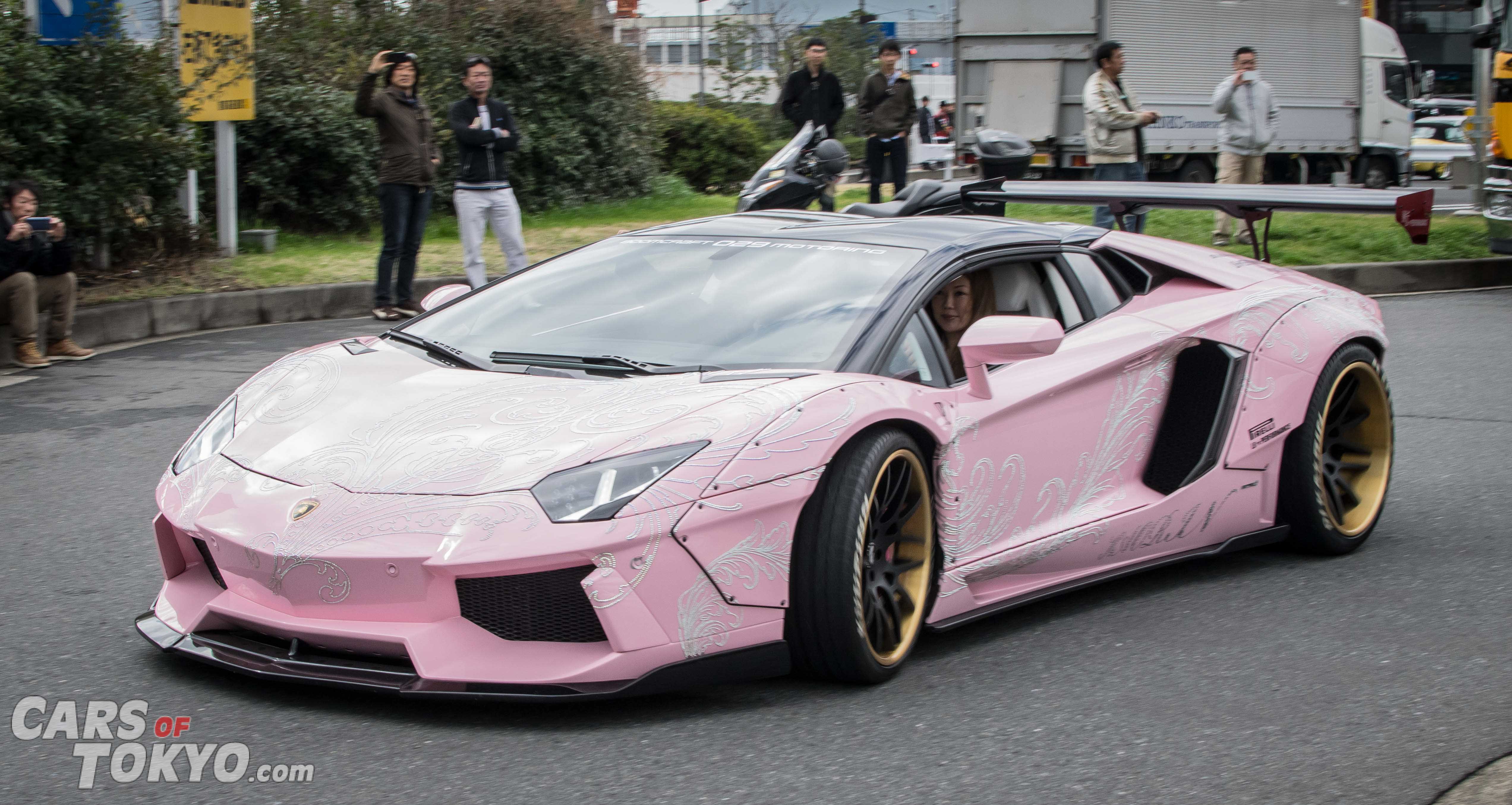 Cars of Tokyo Liberty Walk Lamborghini Aventador Pink