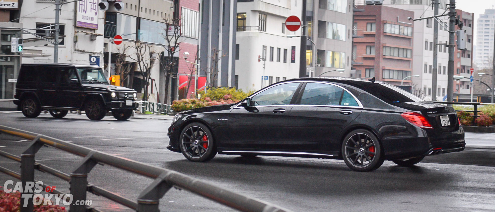 cars-of-tokyo-luxury-mercedes-benz-s63-amg-g63