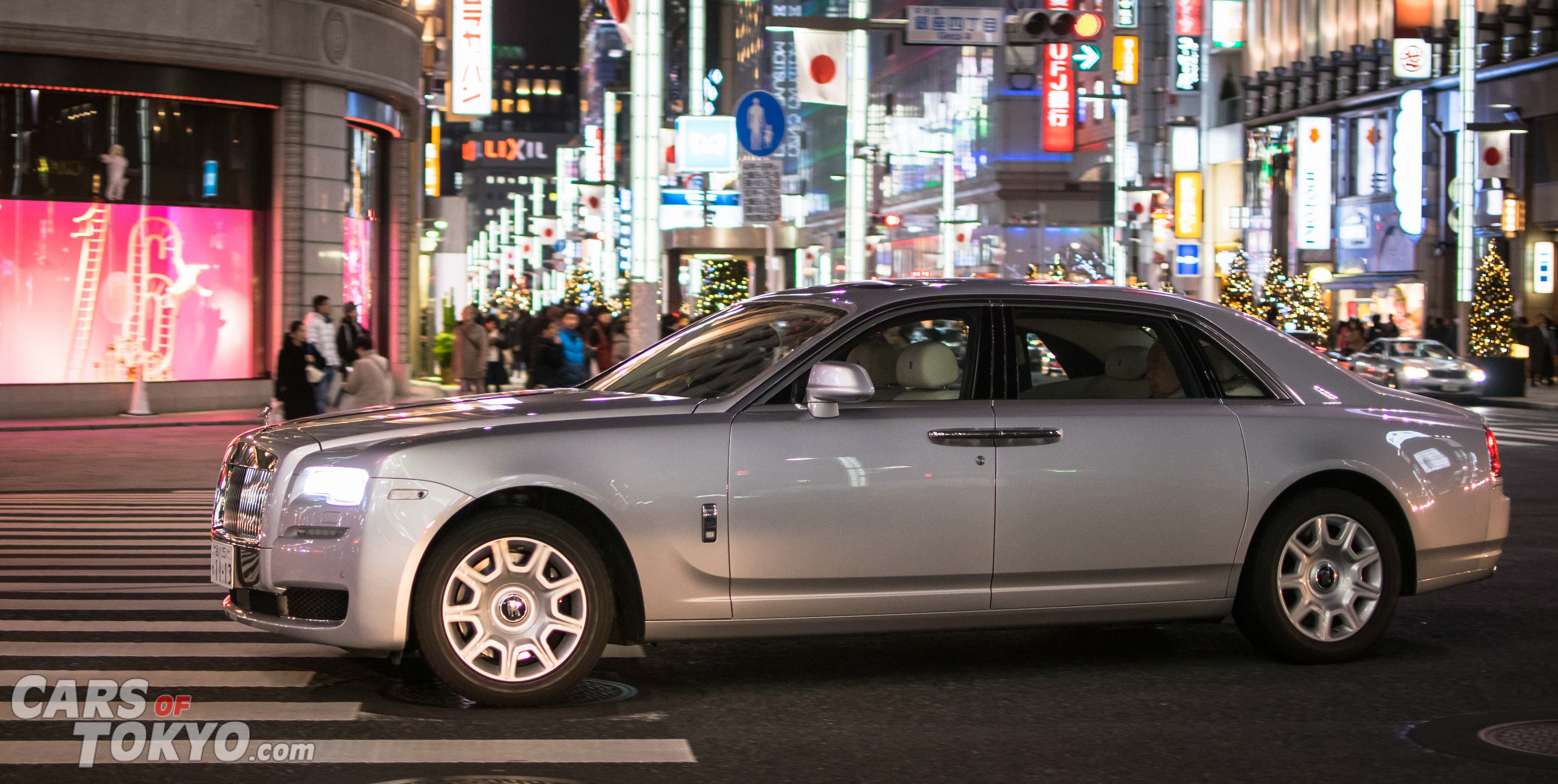 cars-of-tokyo-luxury-rolls-royce-ghost-ewb