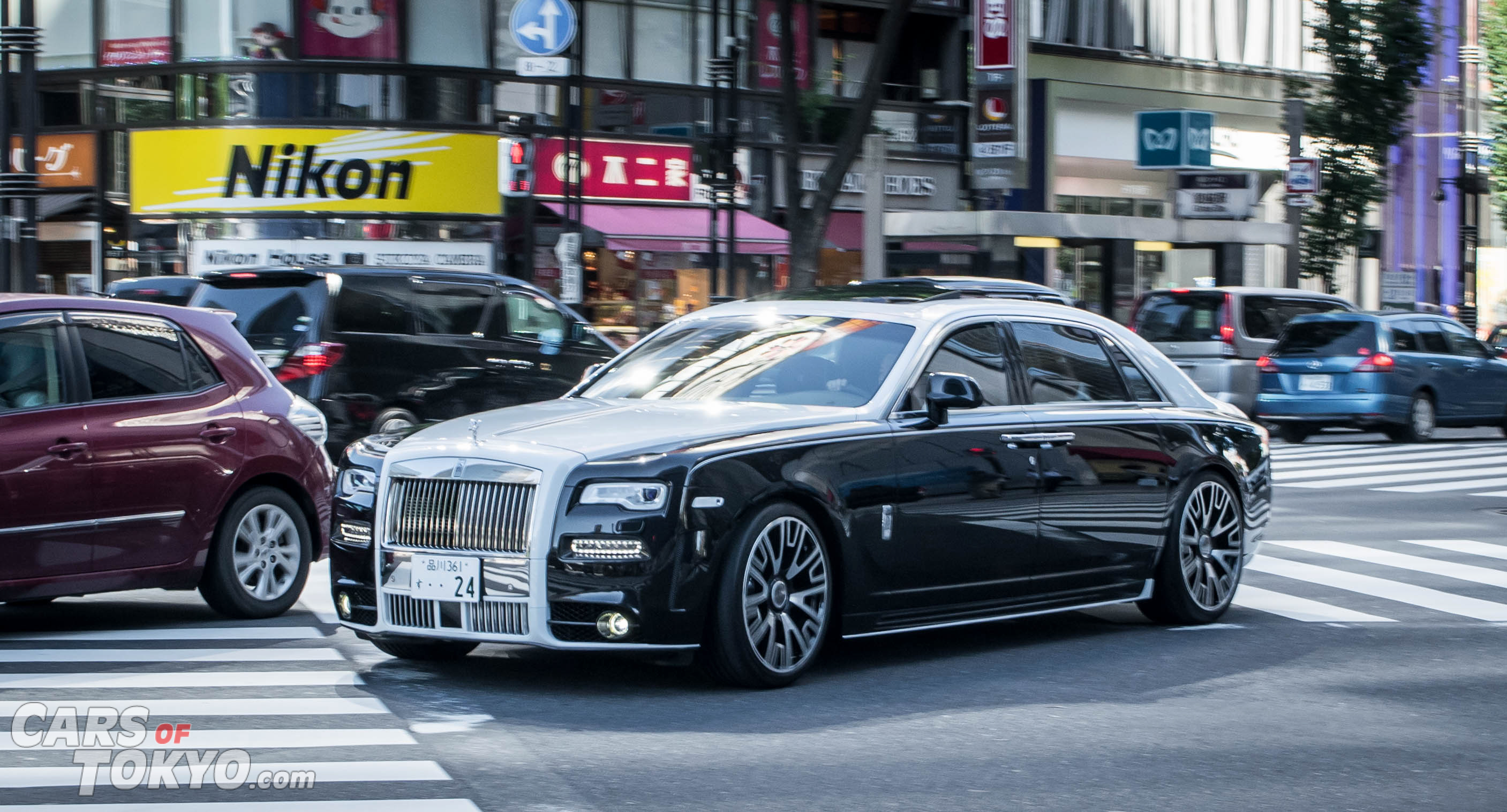 cars-of-tokyo-luxury-rolls-royce-ghost-mansory