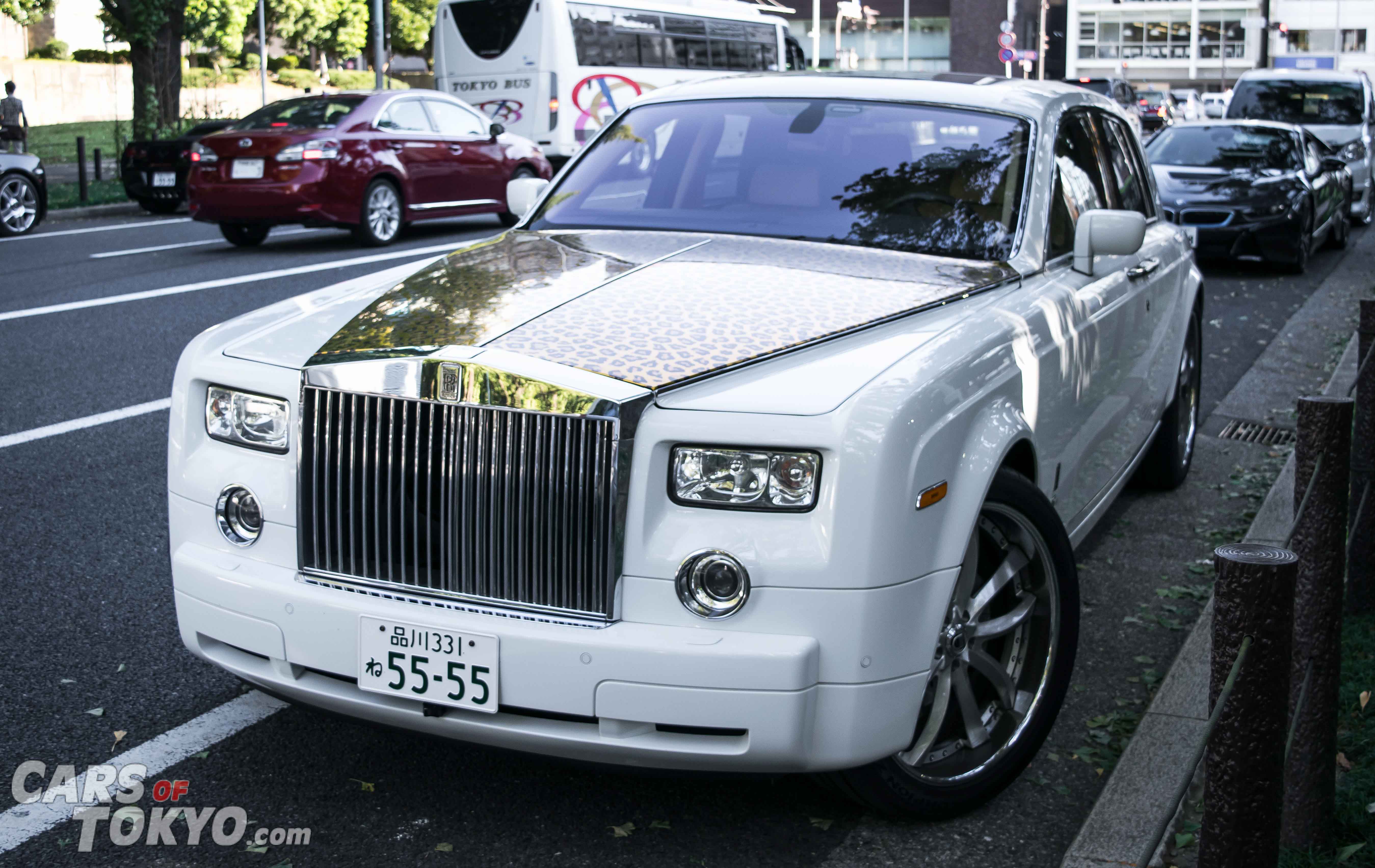 cars-of-tokyo-luxury-rolls-royce-phantom-leopoard