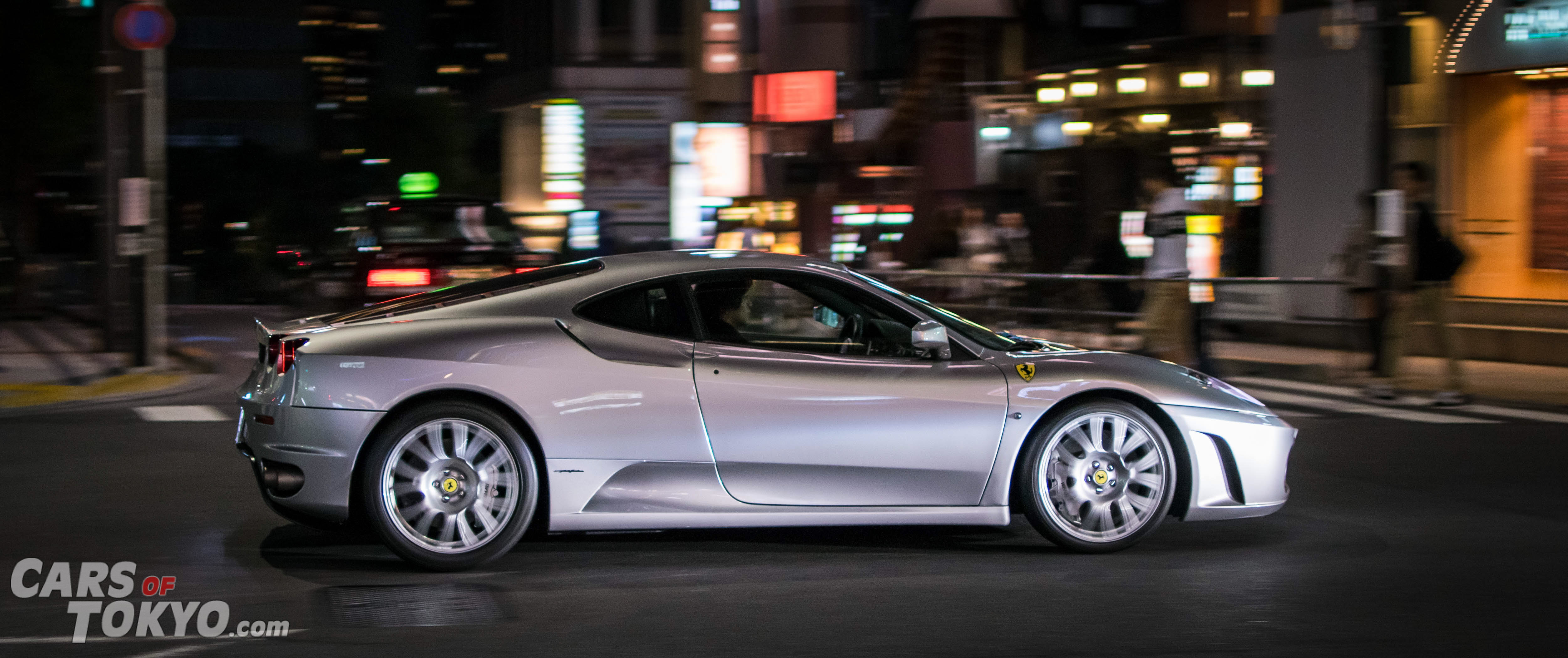 Night Rider Ferrari F430