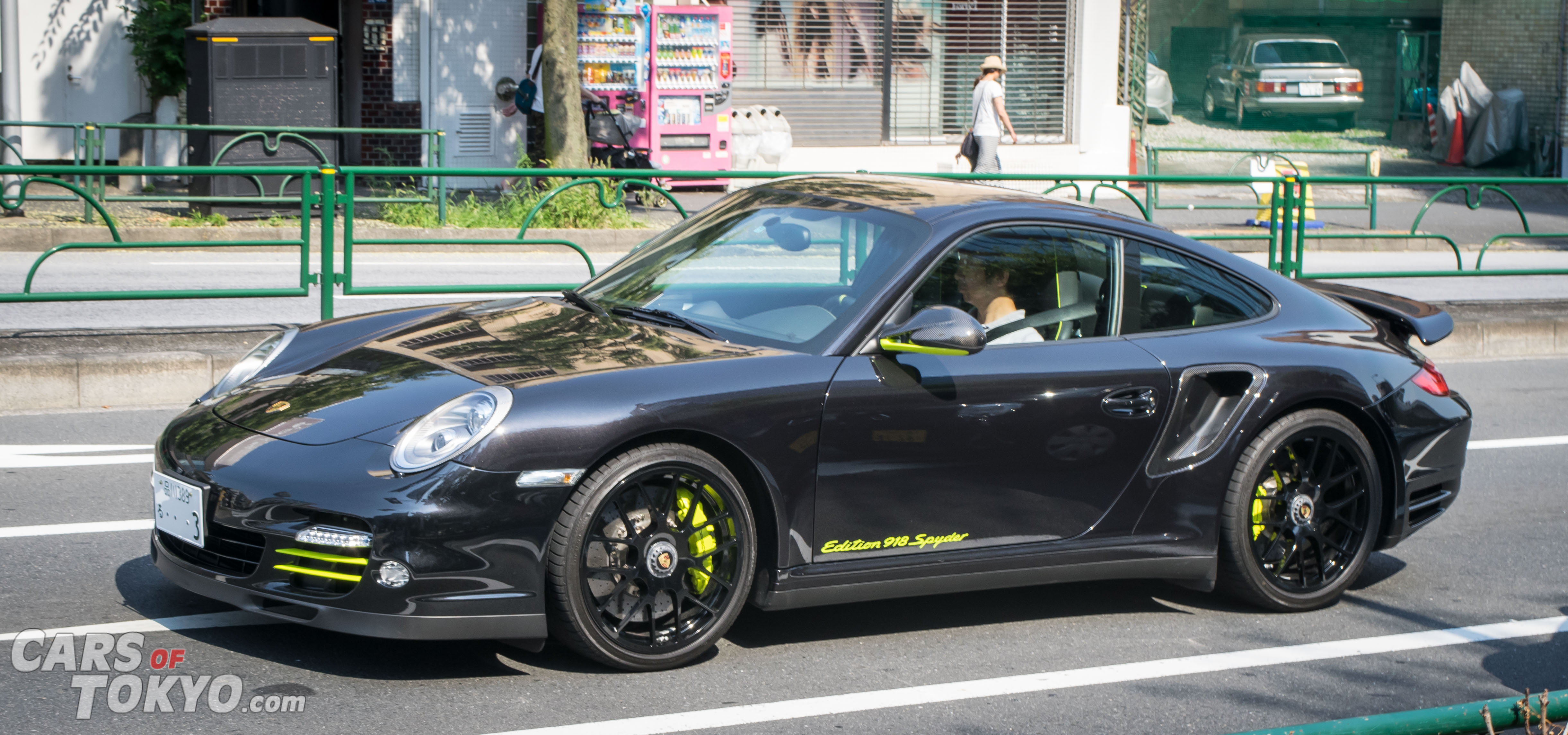 Cars of Tokyo Porsche 911 918 Edition