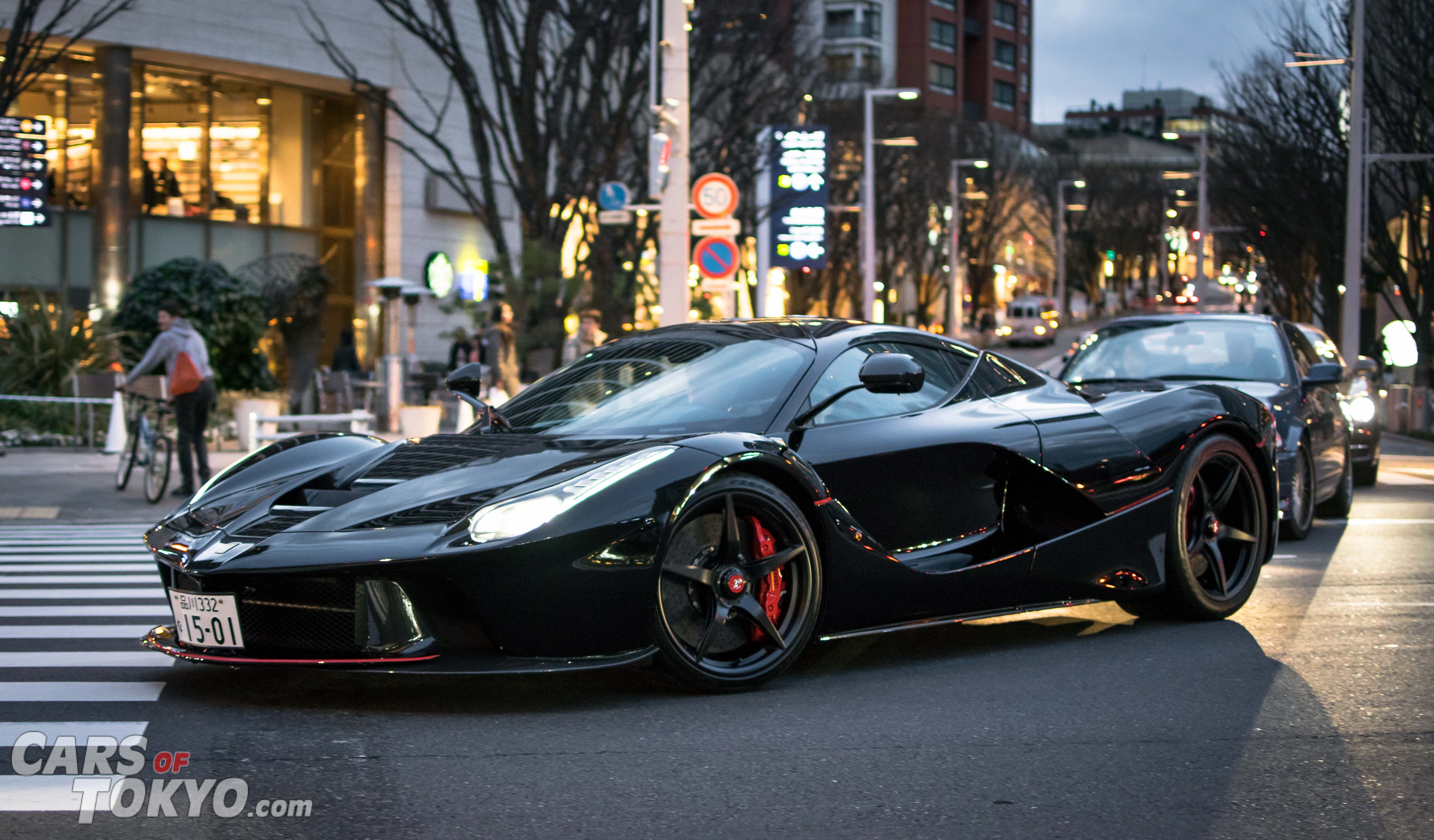 Cars of Tokyo Roppongi Ferrari LaFerrari