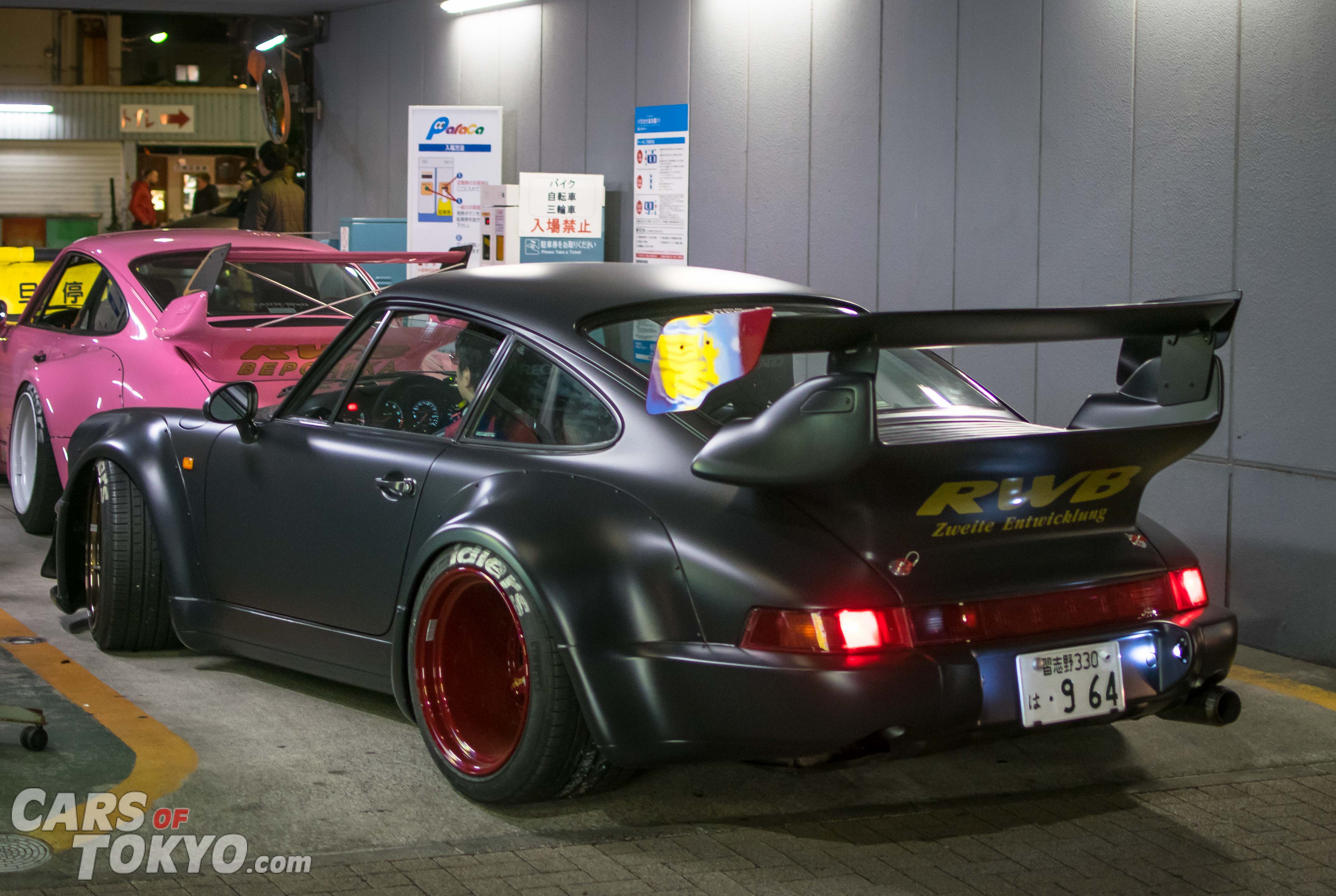 Cars of Tokyo RWB Porsche 911 964 Black & Pink