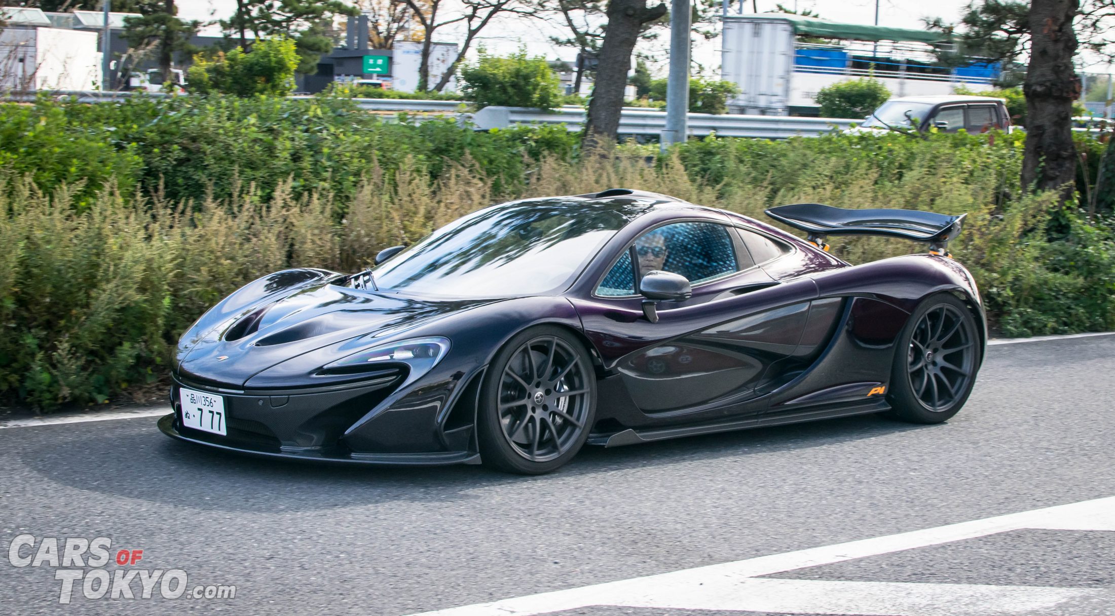 cars-of-tokyo-hypercars-mclaren-p1